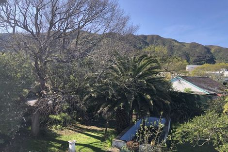 Photo of property in 34 Wainui Road, Waiwhetu, Lower Hutt, 5010