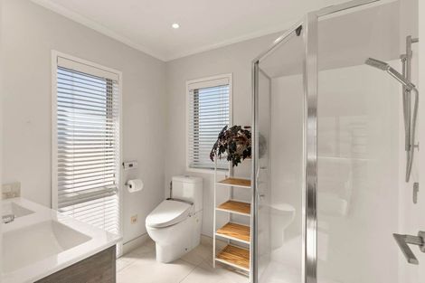 Photo of property in 91 Glidepath Road, Hobsonville, Auckland, 0616