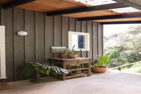 Photo of property in 20 Glenelg Road, Red Beach, 0932