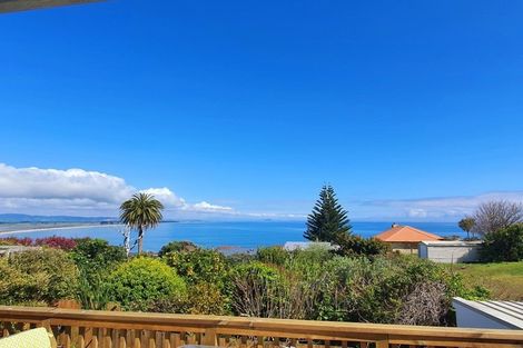 Photo of property in 12 Williams Crescent, Maketu, Te Puke, 3189