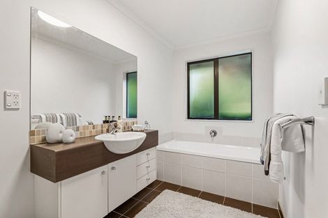 Photo of property in 3 Potter Road, Dairy Flat, Albany, 0792