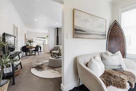 Photo of property in 12 Richmond Street, Fitzroy, New Plymouth, 4312