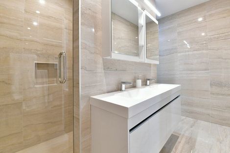 Photo of property in 11 Maturiki Drive, One Tree Point, 0118