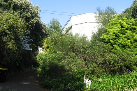 Photo of property in 42 Grays Road, Plimmerton, Porirua, 5026