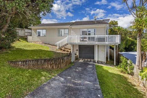 Photo of property in 1/40 Tree View Avenue, Glenfield, Auckland, 0629