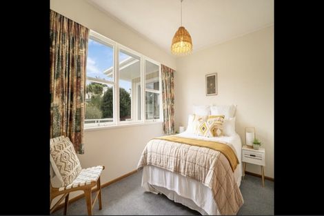 Photo of property in 3 South Street, Tawa, Wellington, 5028