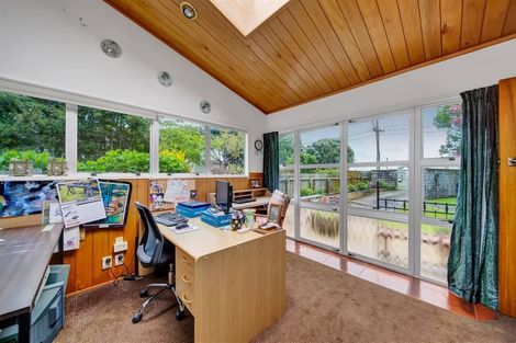 Photo of property in 15 Dives Avenue, Hawera, 4610