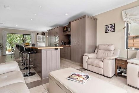 Photo of property in 5 La Colina Place, Bethlehem, Tauranga, 3110