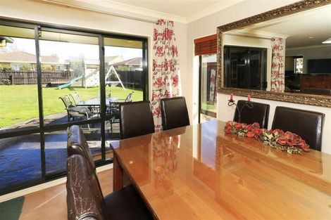 Photo of property in 23 Admiral Crescent, Flagstaff, Hamilton, 3210