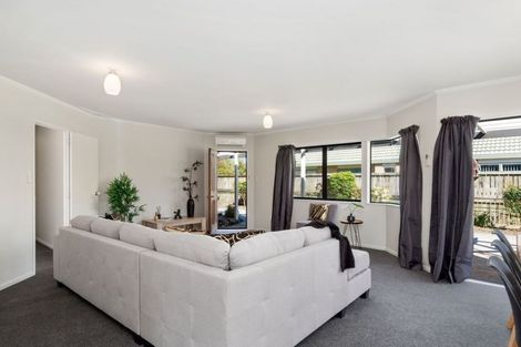 Photo of property in 676 Gloucester Road, Papamoa Beach, Papamoa, 3118