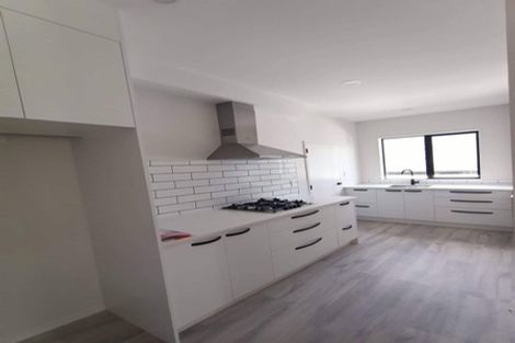 Photo of property in 18 Vintry Drive, Huapai, Kumeu, 0810