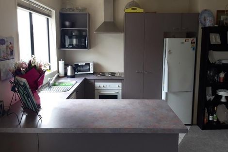 Photo of property in 154a Wainoni Road, Avondale, Christchurch, 8061