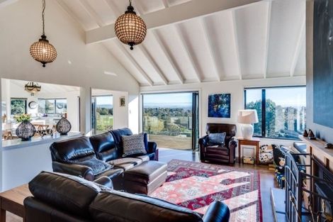 Photo of property in 194 Durham Drive, Havelock North, 4130