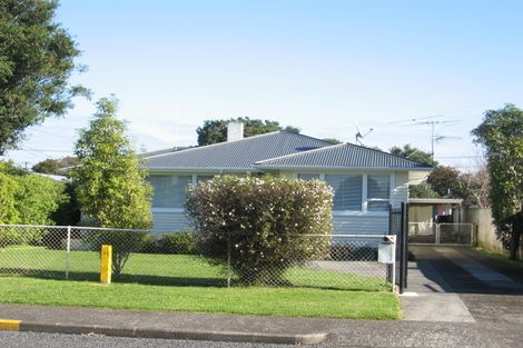 Photo of property in 33 Claymore Street, Manurewa, Auckland, 2102