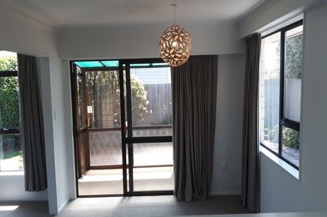 Photo of property in 4 Corfe Street, Ilam, Christchurch, 8041