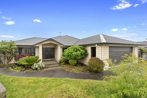 Photo of property in 14 Foxbury Court, Rototuna North, Hamilton, 3210