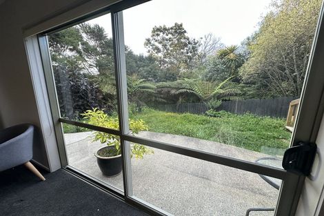 Photo of property in 37 Condor Place, Unsworth Heights, Auckland, 0632