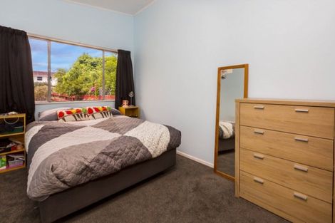 Photo of property in 1/71 Hikurangi Street, Trentham, Upper Hutt, 5018