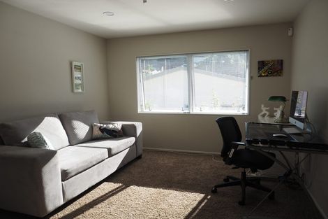 Photo of property in 8 Amner Place, Bluff Hill, Napier, 4110