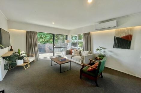 Photo of property in 2/551a Weymouth Road, Weymouth, Auckland, 2103