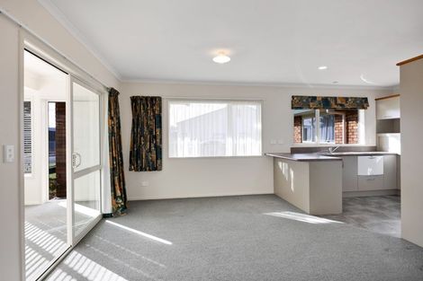 Photo of property in 40 Cutfield Street, Inglewood, 4330