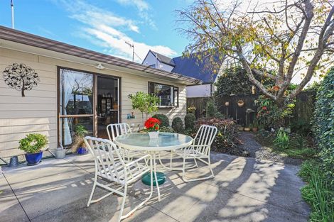 Photo of property in 12 Railey Place, Greenmeadows, Napier, 4112
