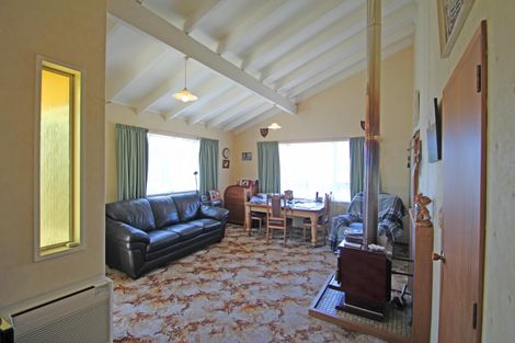 Photo of property in 76 Weston Road, Waiareka Junction, Oamaru, 9401