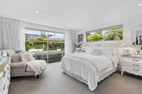 Photo of property in 4 Dunsford Close, Halswell, Christchurch, 8025