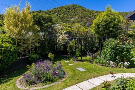 Photo of property in 312e Waikawa Road, Waikawa, Picton, 7220