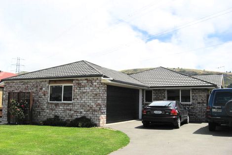 Photo of property in 21 Wendy Place, Heathcote Valley, Christchurch, 8022