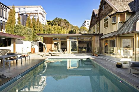 Photo of property in 111 Brougham Street, Mount Victoria, Wellington, 6011