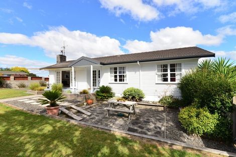 Photo of property in 169 Tuhikaramea Road, Dinsdale, Hamilton, 3204