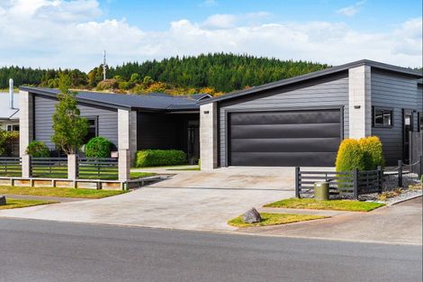Photo of property in 10 Windsor Street, Richmond Heights, Taupo, 3330