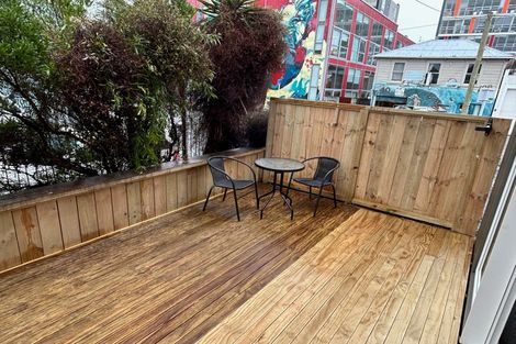 Photo of property in 13/3 Kelvin Grove, Te Aro, Wellington, 6011