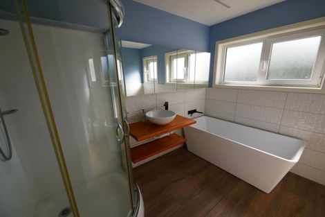 Photo of property in 14 Donzella Place, Conifer Grove, Takanini, 2112