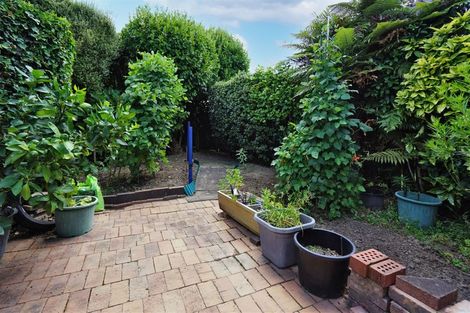 Photo of property in 60b Sandwich Road, St Andrews, Hamilton, 3200