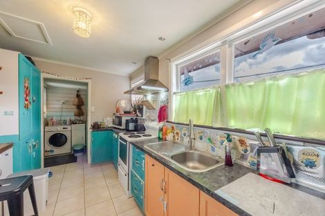 Photo of property in 13 Golding Road, Taradale, Napier, 4112