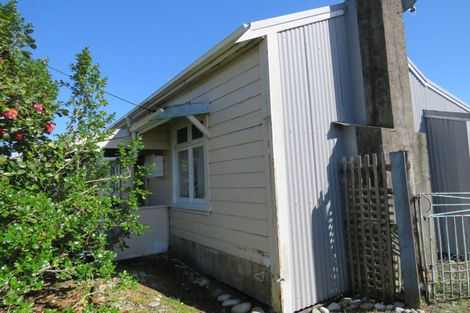 Photo of property in 11 Bright Street, Westport, 7825