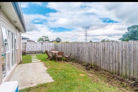 Photo of property in 30 Popokatea Drive, Takanini, 2112