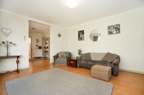 Photo of property in 50 Birmingham Street, Takaro, Palmerston North, 4412
