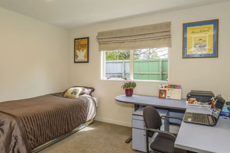 Photo of property in 399a Main North Road, Redwood, Christchurch, 8051