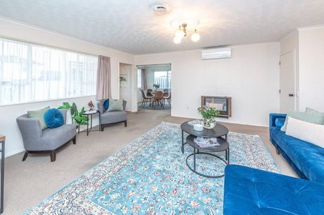 Photo of property in 6 Akepiro Place, Tawhero, Whanganui, 4501