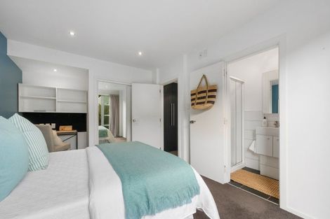 Photo of property in 1/5 Whareora Terrace, Cashmere, Christchurch, 8022