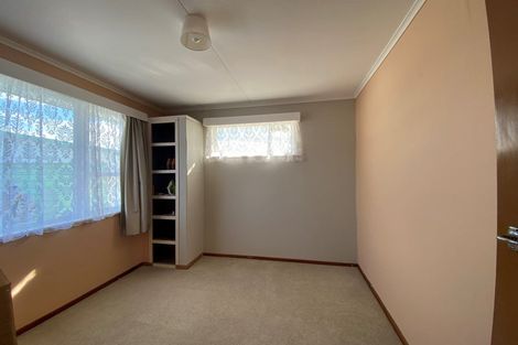 Photo of property in 9 Short Street, Waitara, 4320