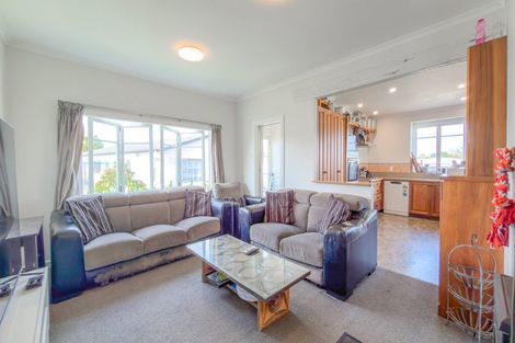 Photo of property in 1 Myrtle Grove, Putaruru, 3411