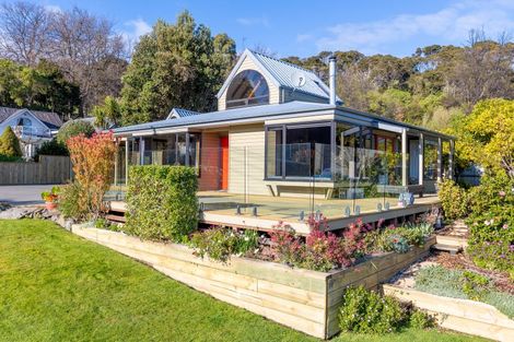 Photo of property in 6 Julius Place, Akaroa, 7520