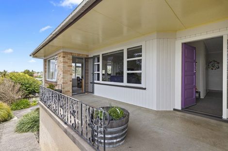 Photo of property in 18 George Arthur Place, Pukekohe, 2120
