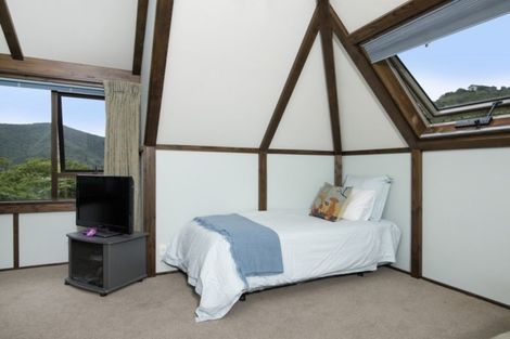 Photo of property in 376 Waikawa Road, Waikawa, Picton, 7220