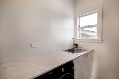 Photo of property in 23 Holdaway Street, Riversdale, Blenheim, 7201