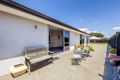 Photo of property in 155 Queenspark Drive, Parklands, Christchurch, 8083